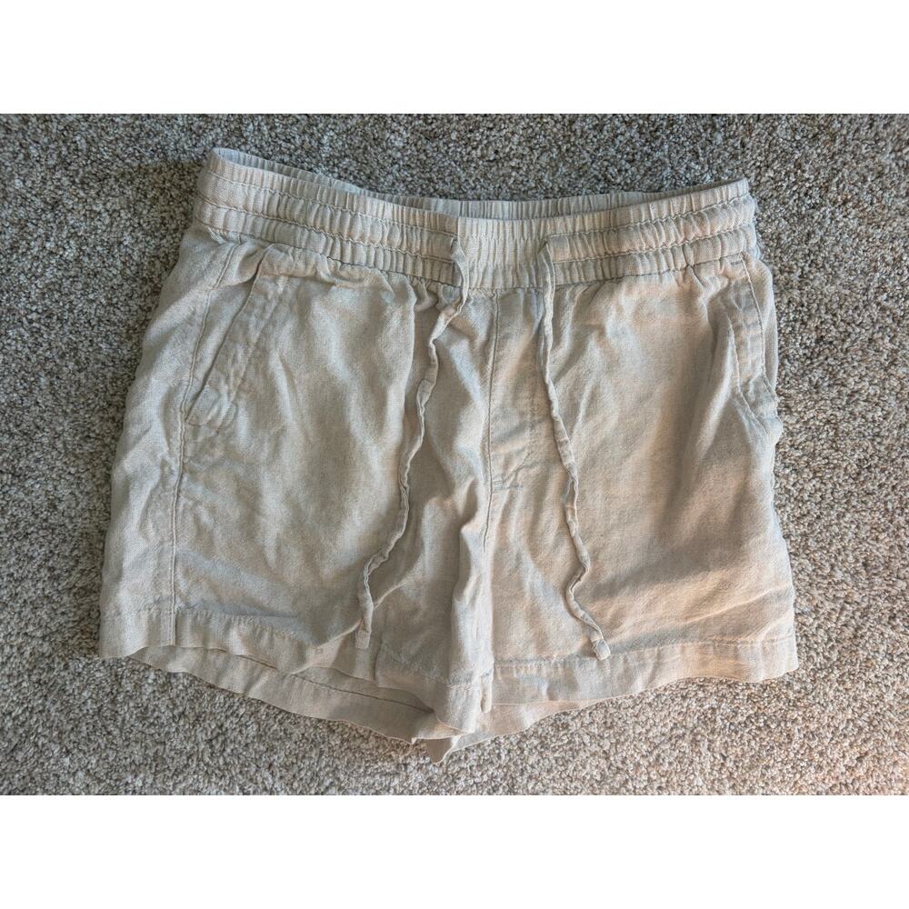 Old Navy womens small beige shorts
